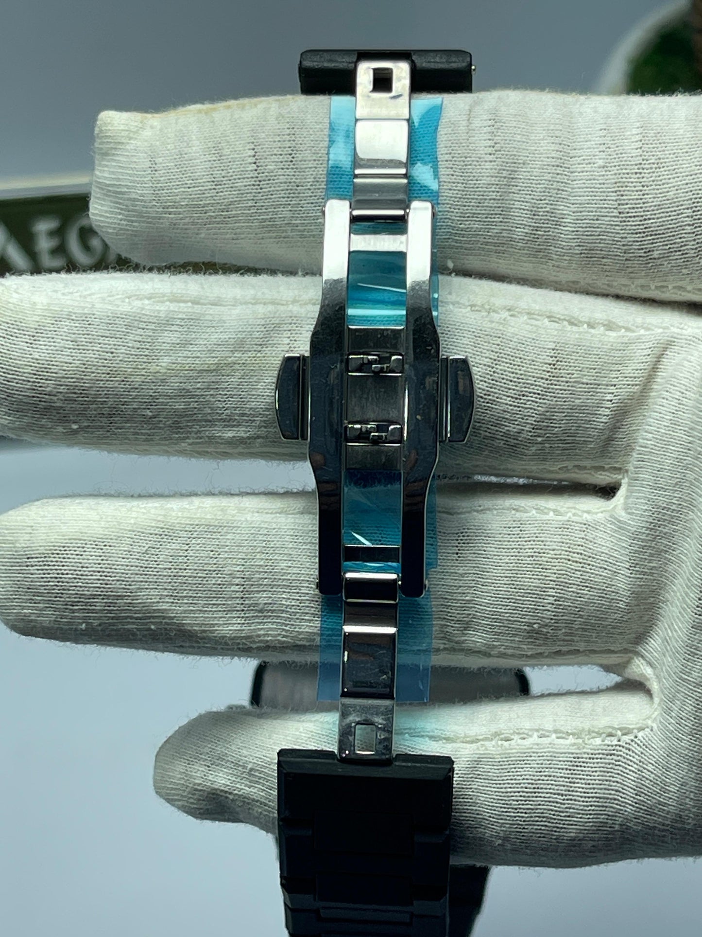 Black Arabic Aura Watch for Men – Stylish Dial