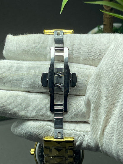 HOURSLY Gold Luxury Quartz Watch with Day & Date Display