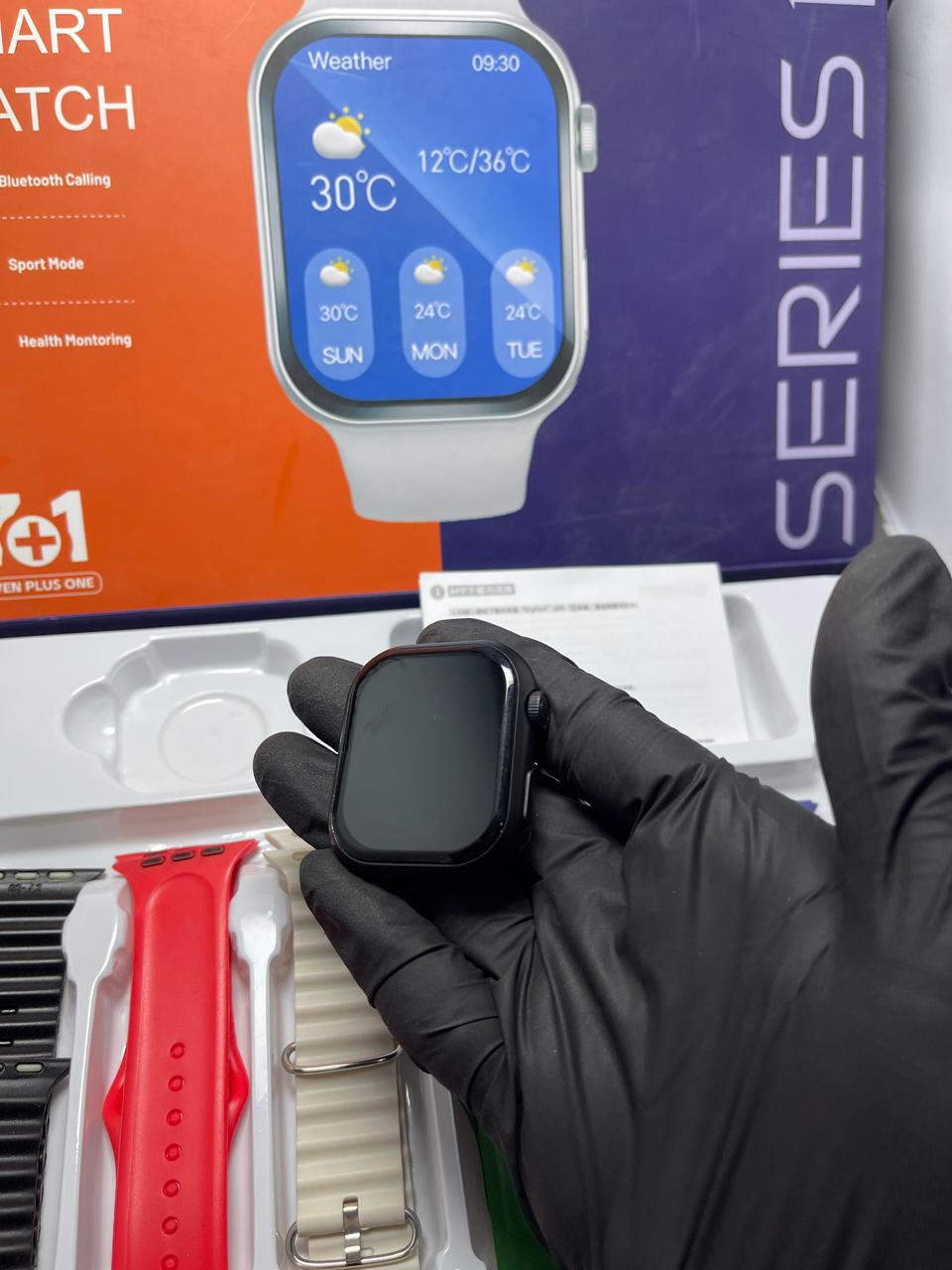 CROWN XT 30 Smart Watch
