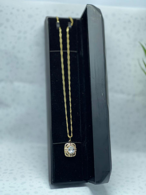 The Sacred Heart Pendant Necklace